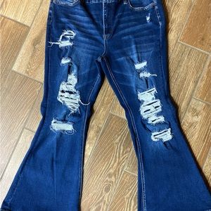 Buckle Bridge by Gly, size 33, high waist, flare leg, jeans.